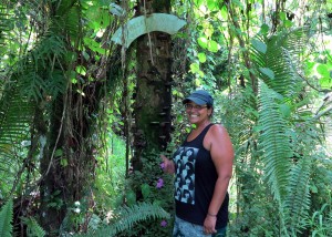 2015.4.7 SJ hiking to Pulemelei, Savai'i, Samoa 